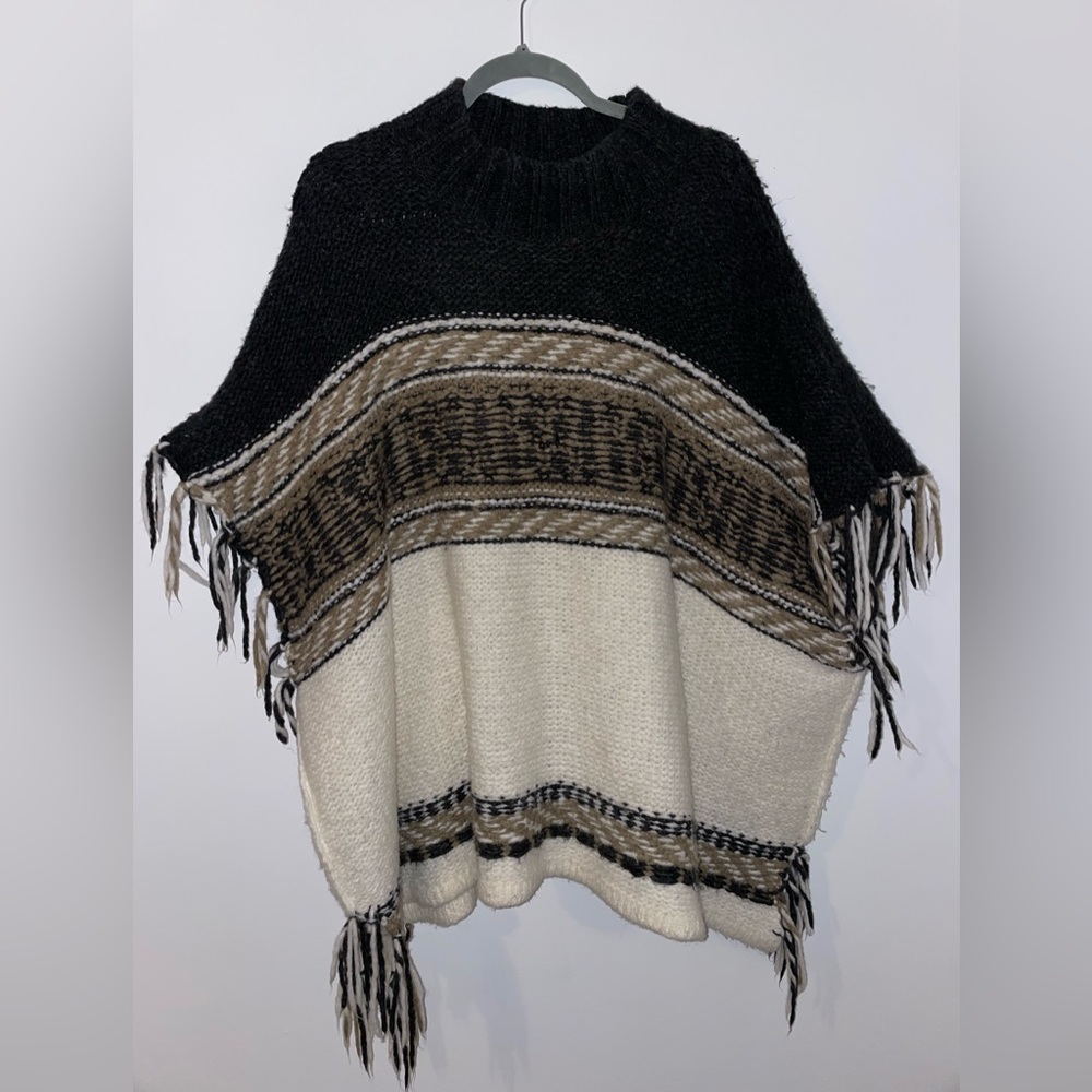 Free People Beige Grey and White Poncho Sweater Size M/L